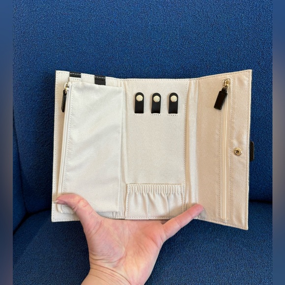 NEW!_WOLF 1834_Caroline Leather Travel Roll/ Snap Case_ 2 Available - Picture 4 of 12